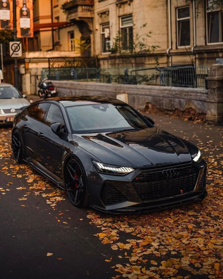AUDI